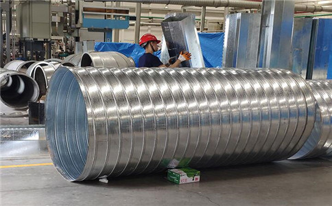 武汉（hàn）螺旋风管加工厂探（tàn）讨螺旋（xuán）风管加工和安装注意事项：