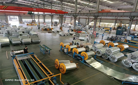 武汉风管（guǎn）加工厂谈风管的用途和布置：